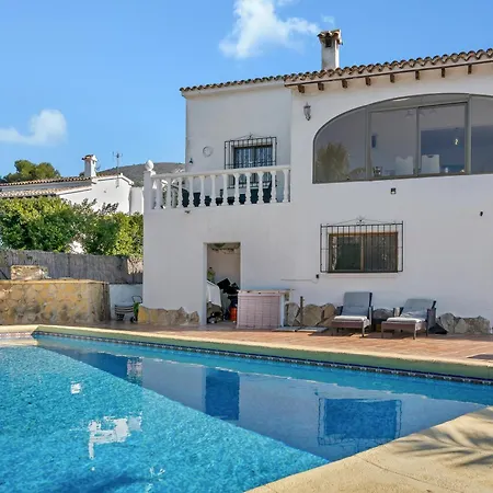 Casa Bendita - By Aldertons Villa *